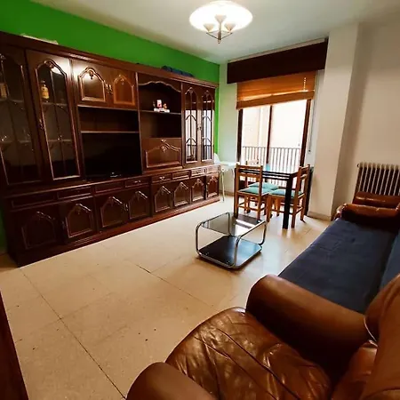 Comodo Y Bonito Apartamento En * Salamanca