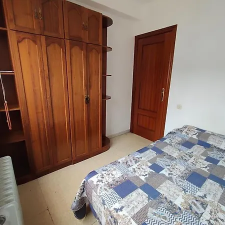 Comodo Y Bonito Apartamento En